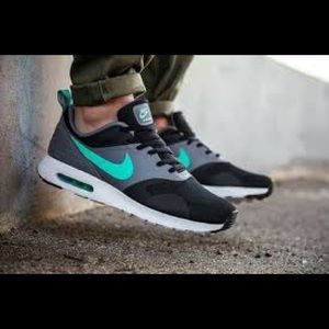 Nike Tavas